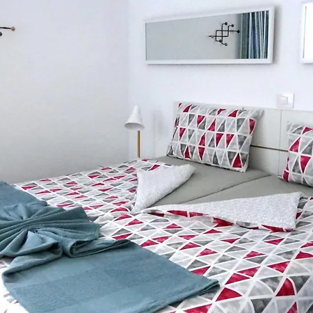 Mit Dachterrasse, Mehreren Pools, Garten Und Viel Ruhe Apartament *